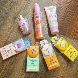 BT21 the CRÈME Shop LOT 7 PCS